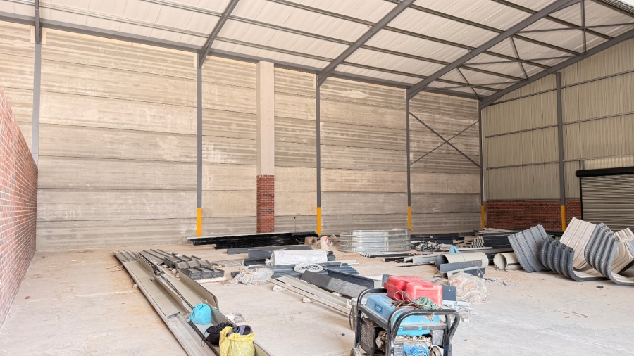 Commercial Property for Sale in Knoppieslaagte Gauteng