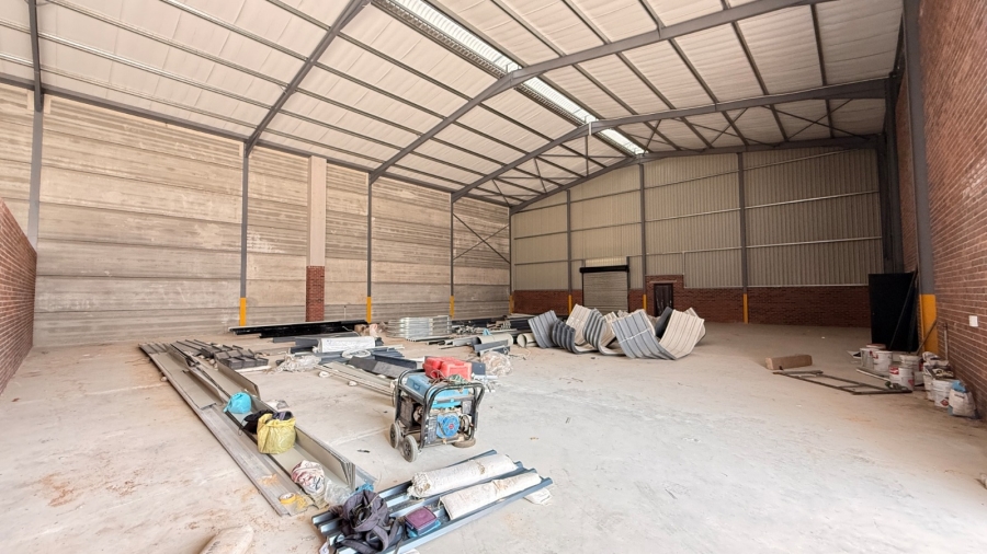 Commercial Property for Sale in Knoppieslaagte Gauteng