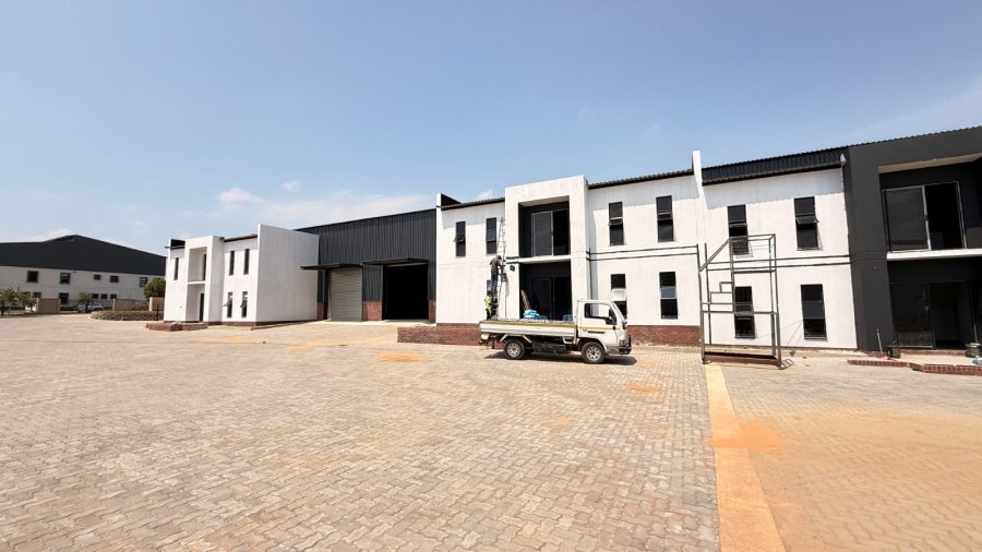 Commercial Property for Sale in Knoppieslaagte Gauteng