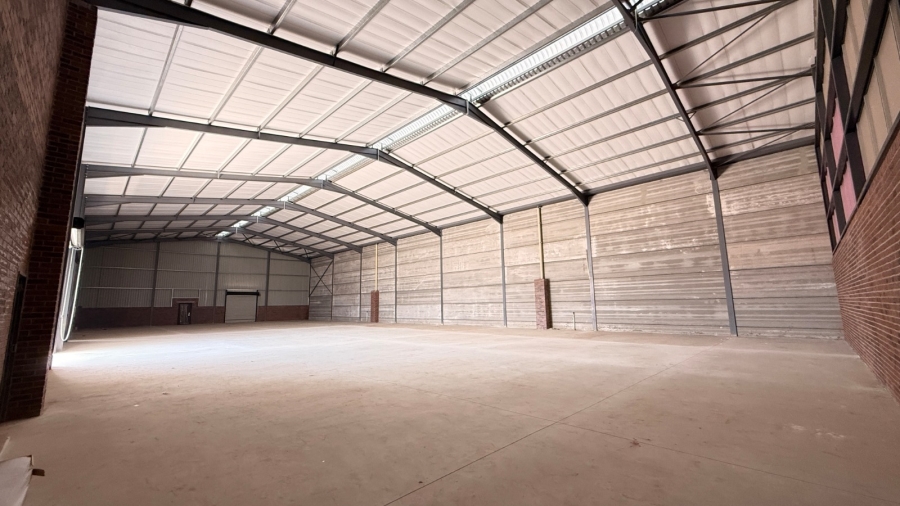 Commercial Property for Sale in Knoppieslaagte Gauteng