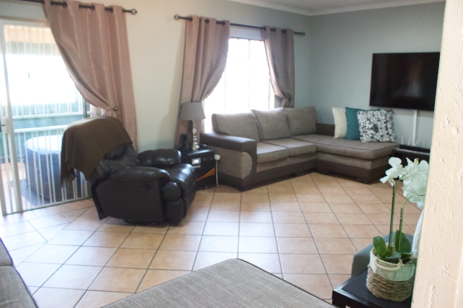 3 Bedroom Property for Sale in Glen Marais Gauteng