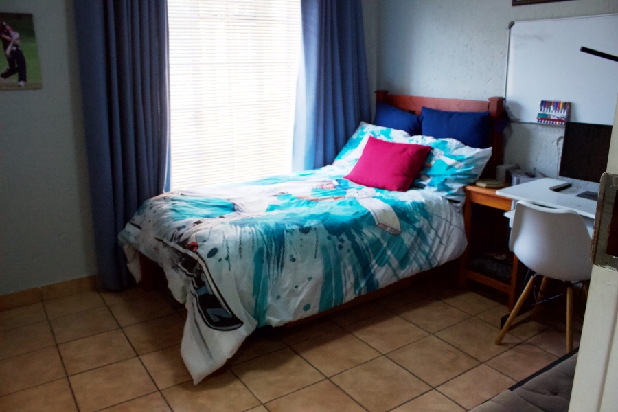 3 Bedroom Property for Sale in Glen Marais Gauteng