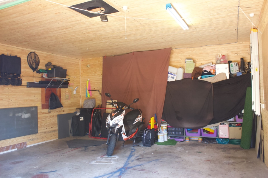 3 Bedroom Property for Sale in Glen Marais Gauteng