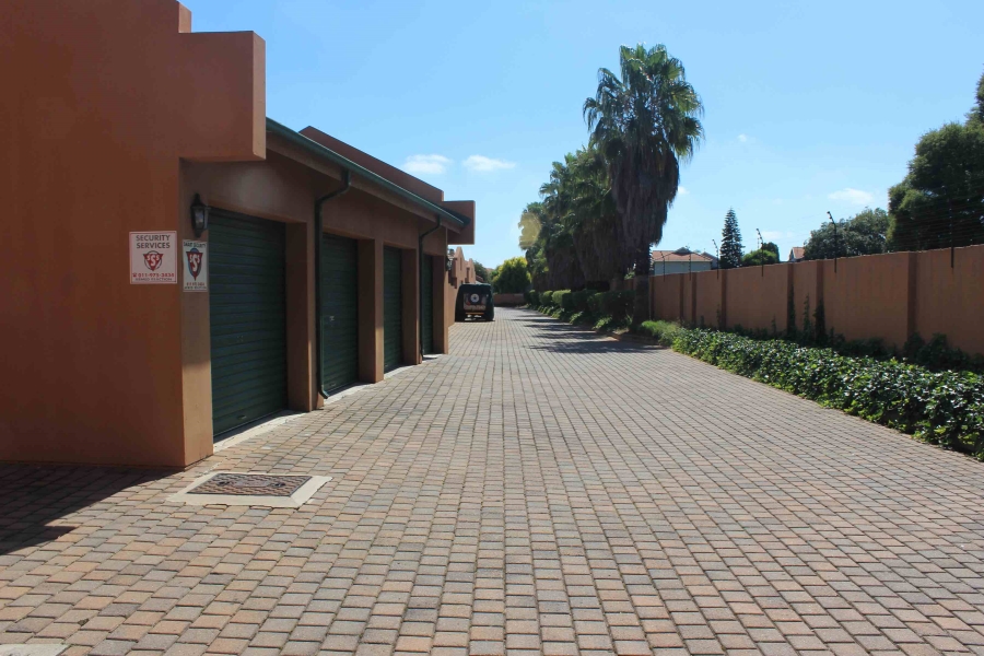 3 Bedroom Property for Sale in Glen Marais Gauteng