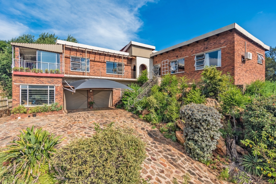 4 Bedroom Property for Sale in Helderkruin Gauteng