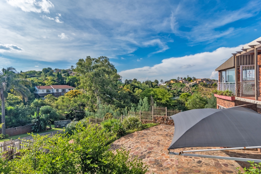 4 Bedroom Property for Sale in Helderkruin Gauteng