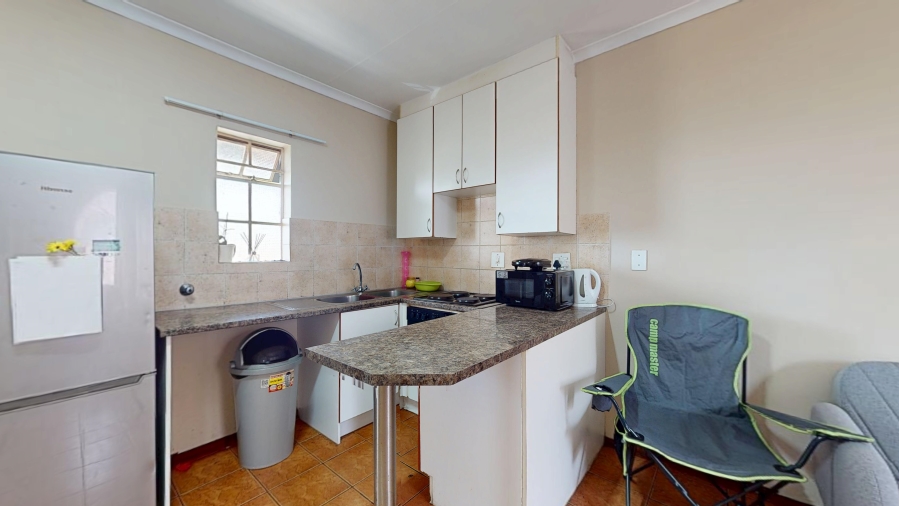 1 Bedroom Property for Sale in Ravenswood Gauteng