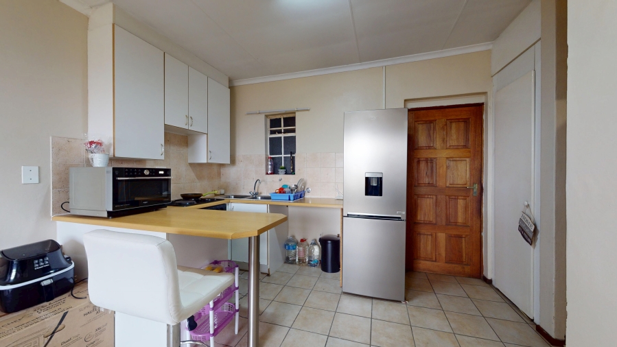 1 Bedroom Property for Sale in Ravenswood Gauteng