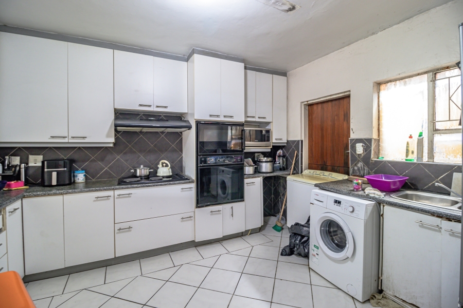 3 Bedroom Property for Sale in Buccleuch Gauteng