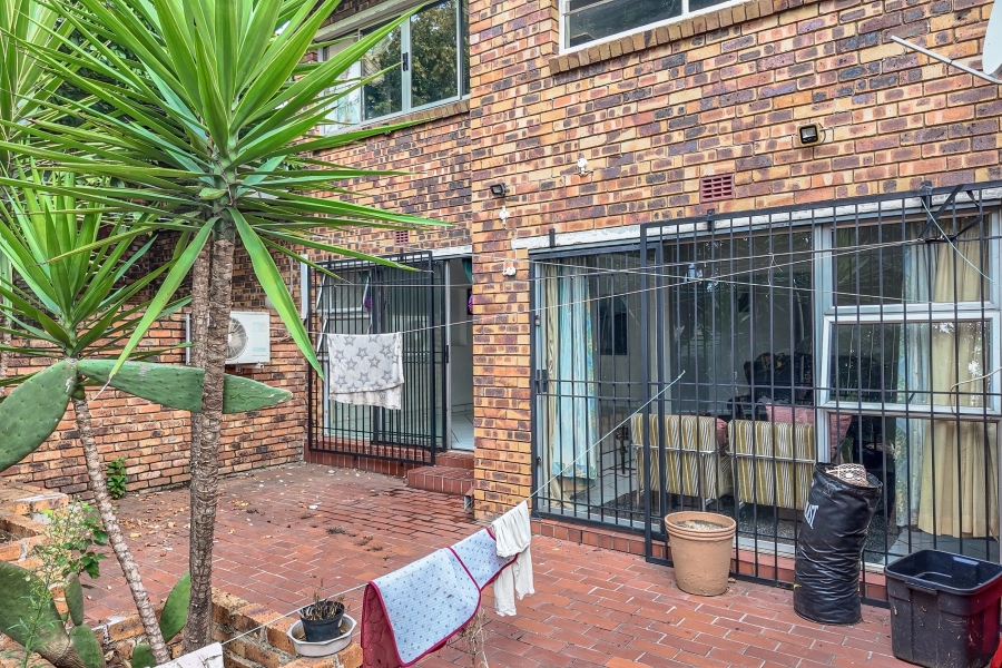 3 Bedroom Property for Sale in Buccleuch Gauteng