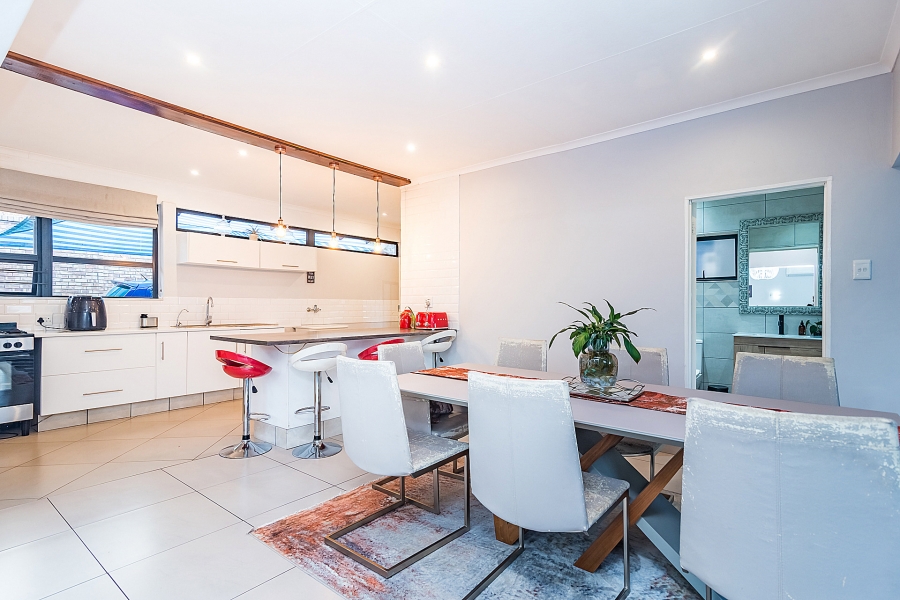 3 Bedroom Property for Sale in Noordheuwel Gauteng