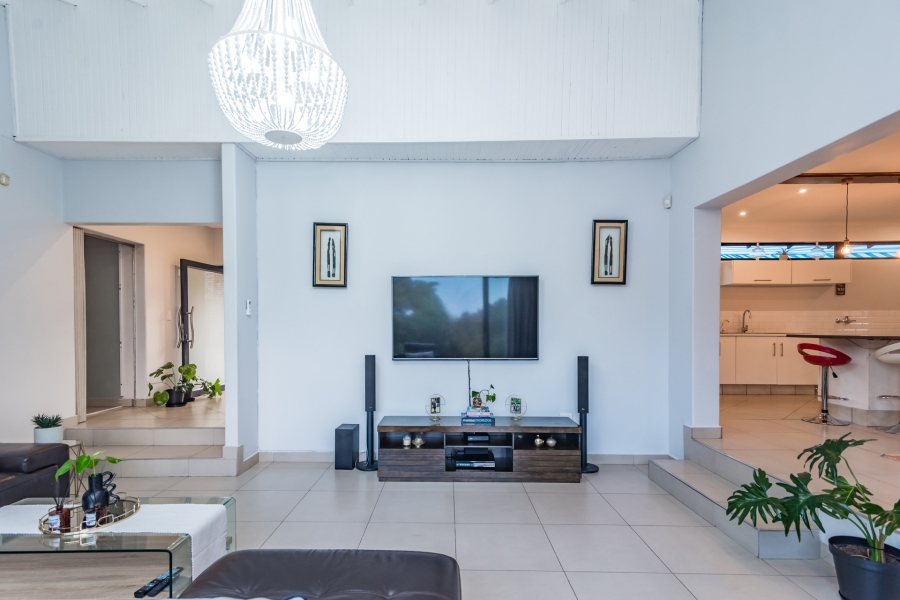 3 Bedroom Property for Sale in Noordheuwel Gauteng