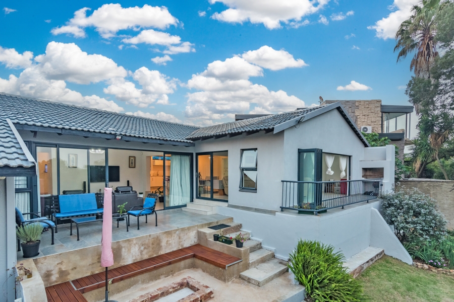 3 Bedroom Property for Sale in Noordheuwel Gauteng