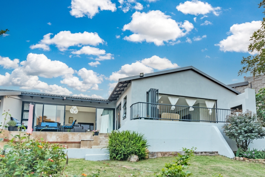 3 Bedroom Property for Sale in Noordheuwel Gauteng