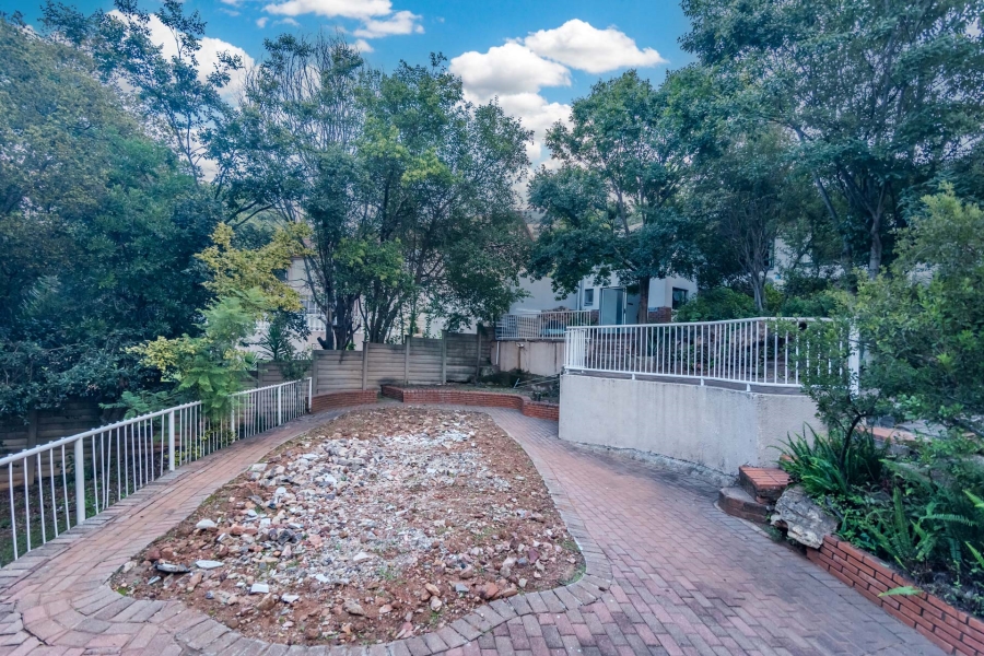 3 Bedroom Property for Sale in Noordheuwel Gauteng