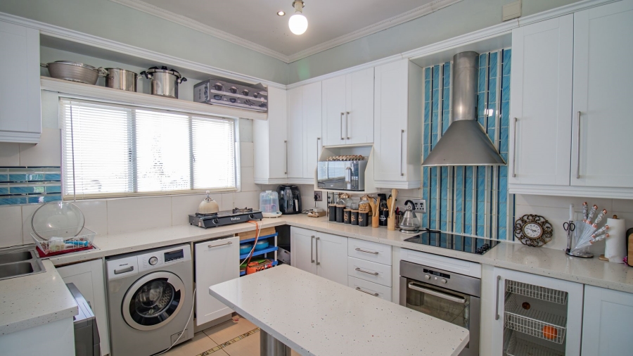 3 Bedroom Property for Sale in Vorna Valley Gauteng