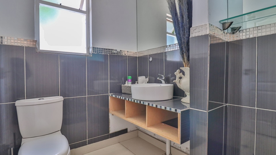 3 Bedroom Property for Sale in Vorna Valley Gauteng