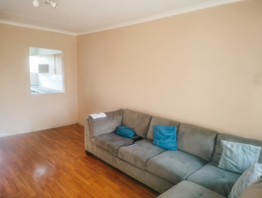 2 Bedroom Property for Sale in Buccleuch Gauteng