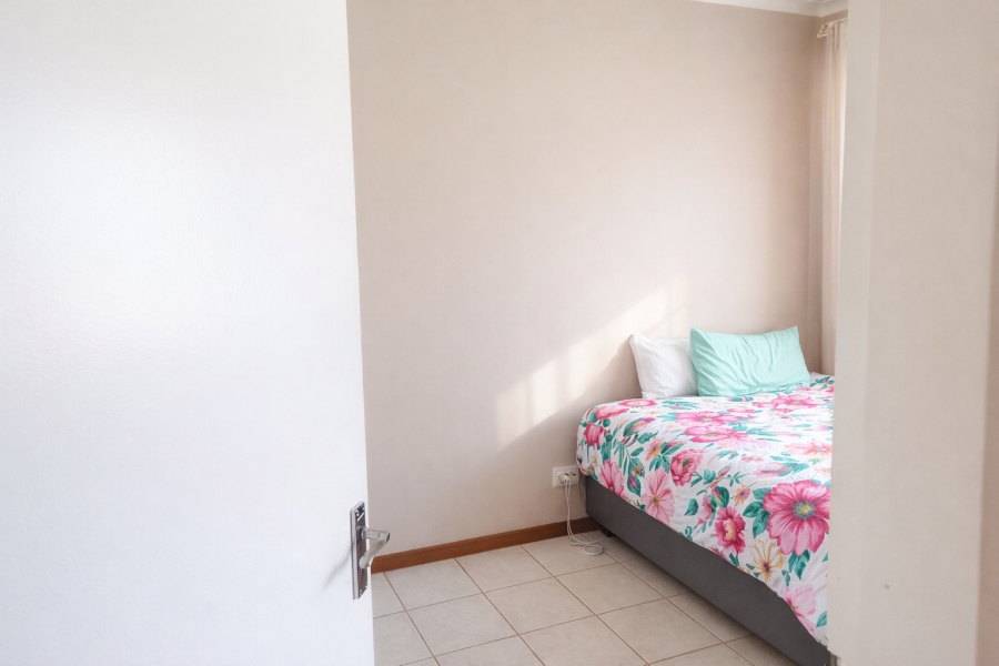 2 Bedroom Property for Sale in Buccleuch Gauteng