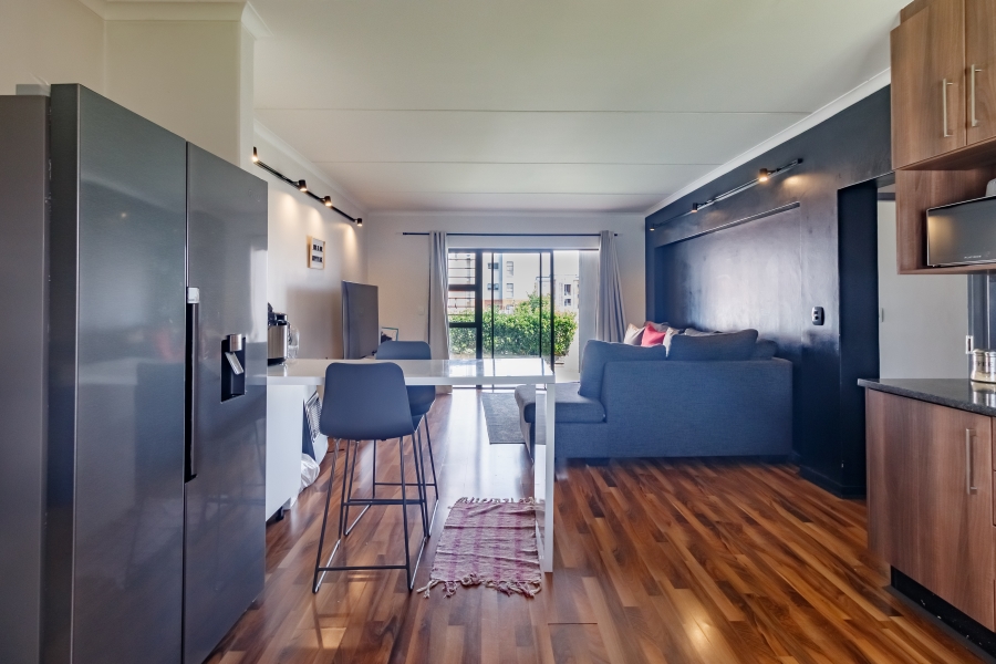 2 Bedroom Property for Sale in Barbeque Downs Gauteng