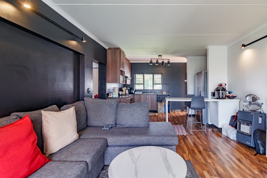 2 Bedroom Property for Sale in Barbeque Downs Gauteng