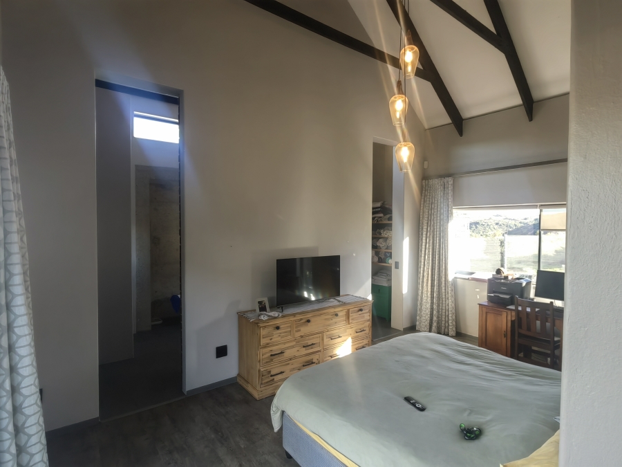 4 Bedroom Property for Sale in Overkruin Gauteng