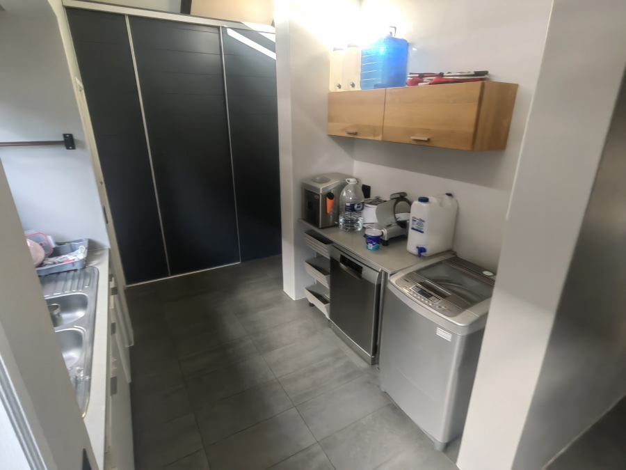 4 Bedroom Property for Sale in Overkruin Gauteng