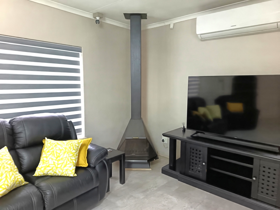 3 Bedroom Property for Sale in Kenleaf Gauteng