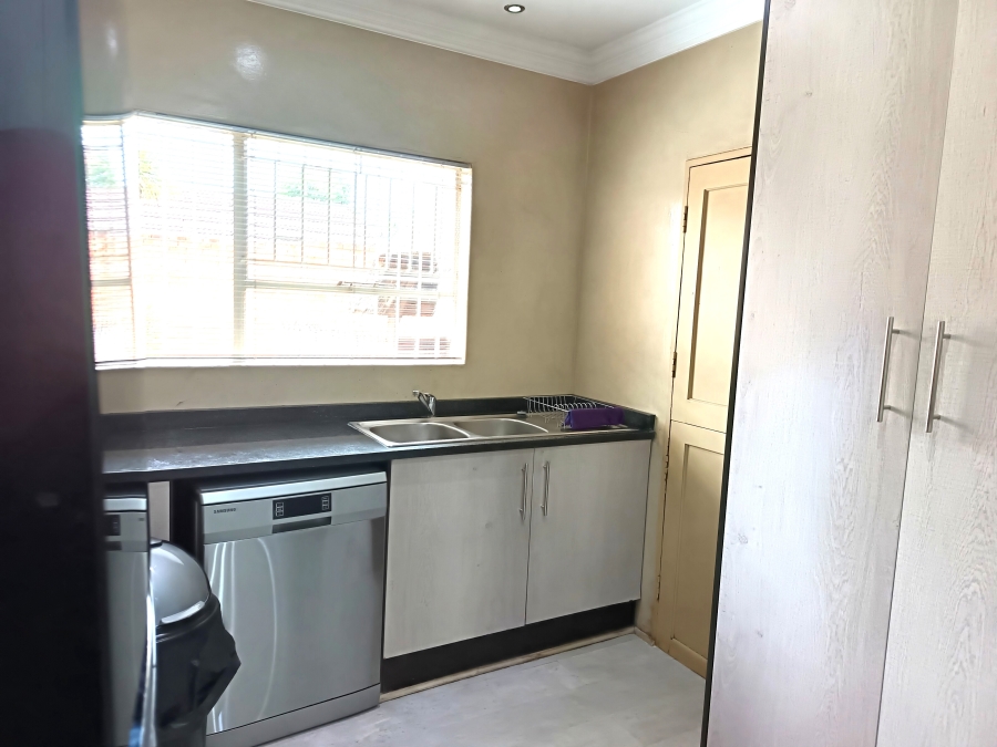 3 Bedroom Property for Sale in Kenleaf Gauteng