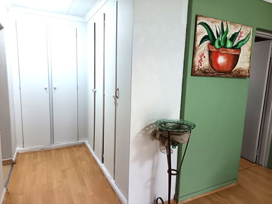 3 Bedroom Property for Sale in Kenleaf Gauteng