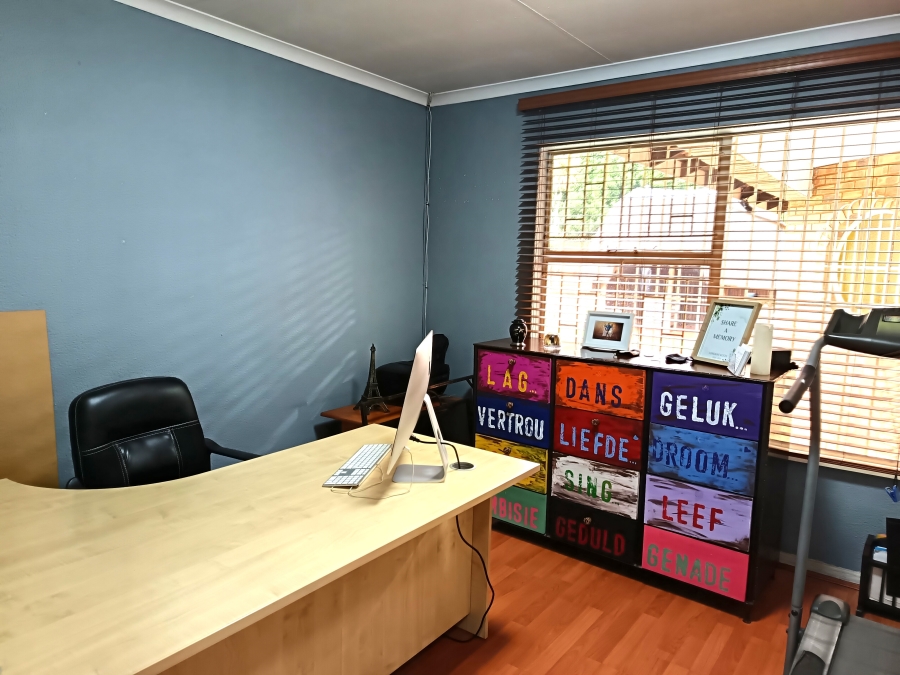 3 Bedroom Property for Sale in Kenleaf Gauteng