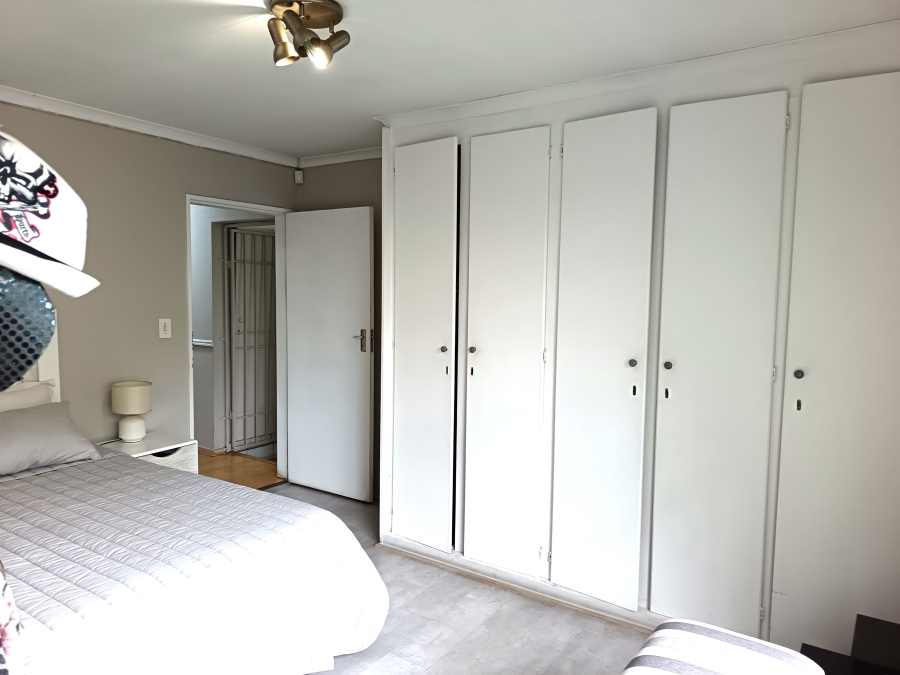 3 Bedroom Property for Sale in Kenleaf Gauteng