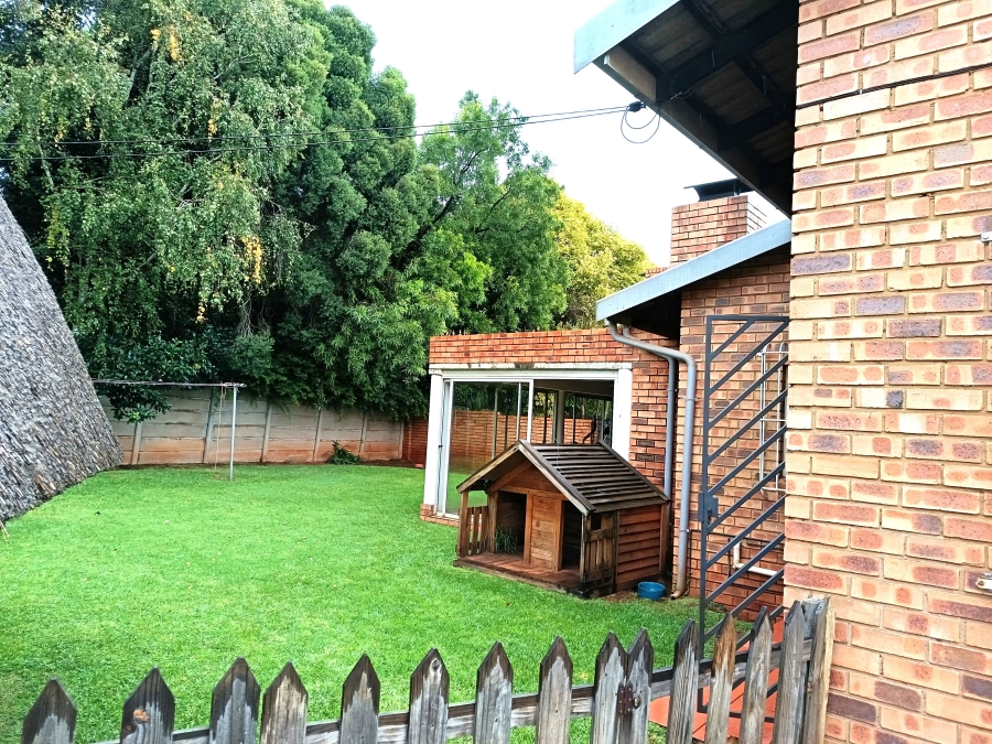 3 Bedroom Property for Sale in Kenleaf Gauteng