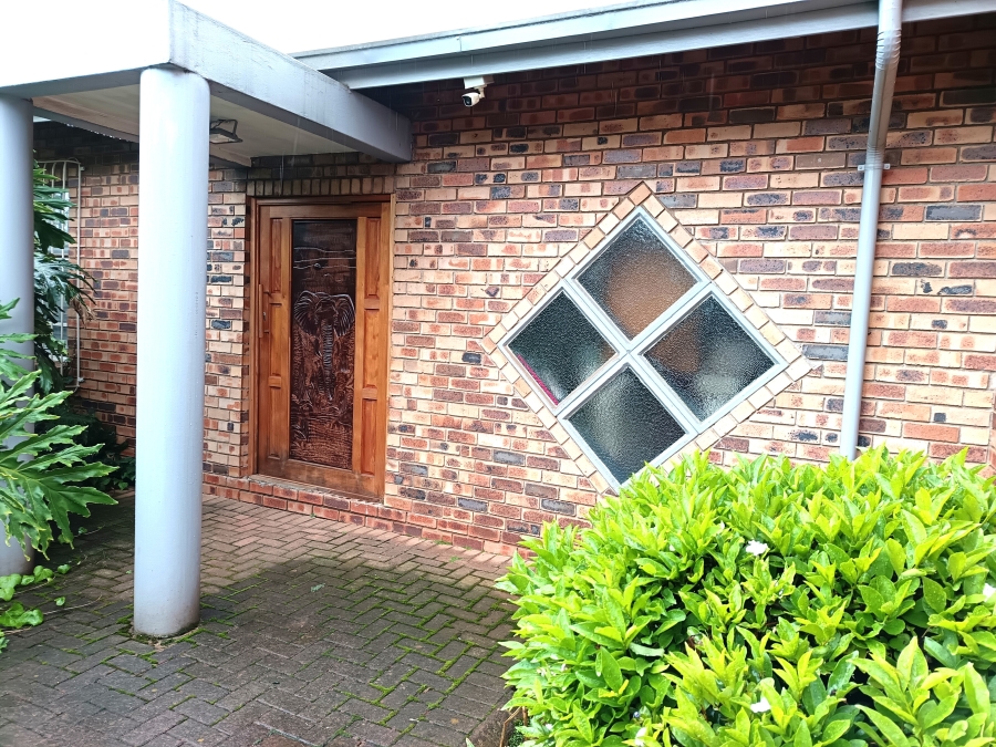 3 Bedroom Property for Sale in Kenleaf Gauteng