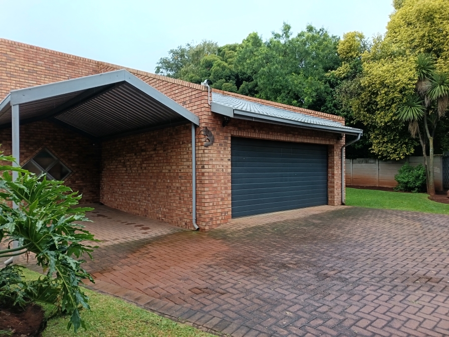 3 Bedroom Property for Sale in Kenleaf Gauteng
