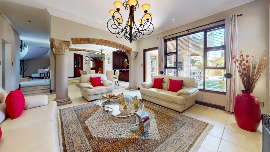 5 Bedroom Property for Sale in Beyers Park Gauteng