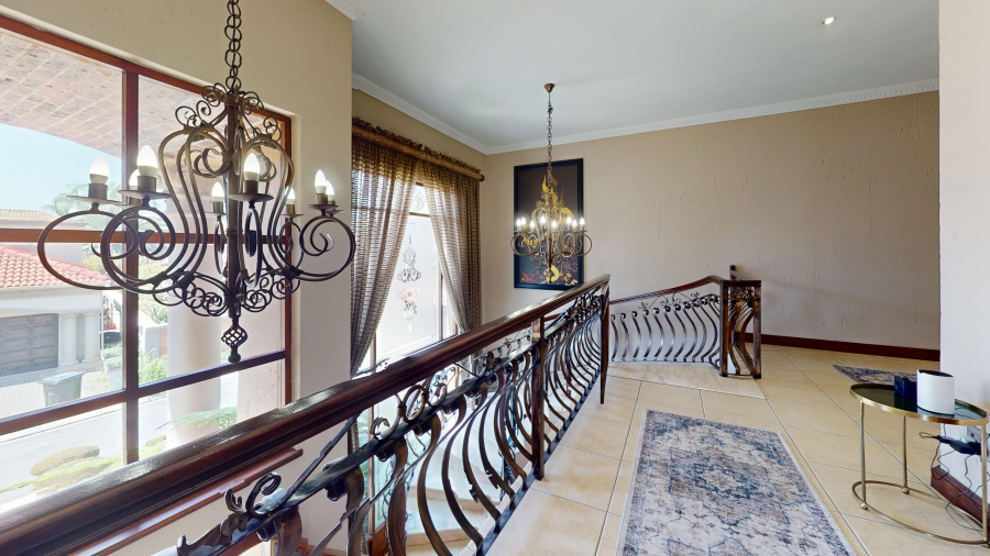 5 Bedroom Property for Sale in Beyers Park Gauteng