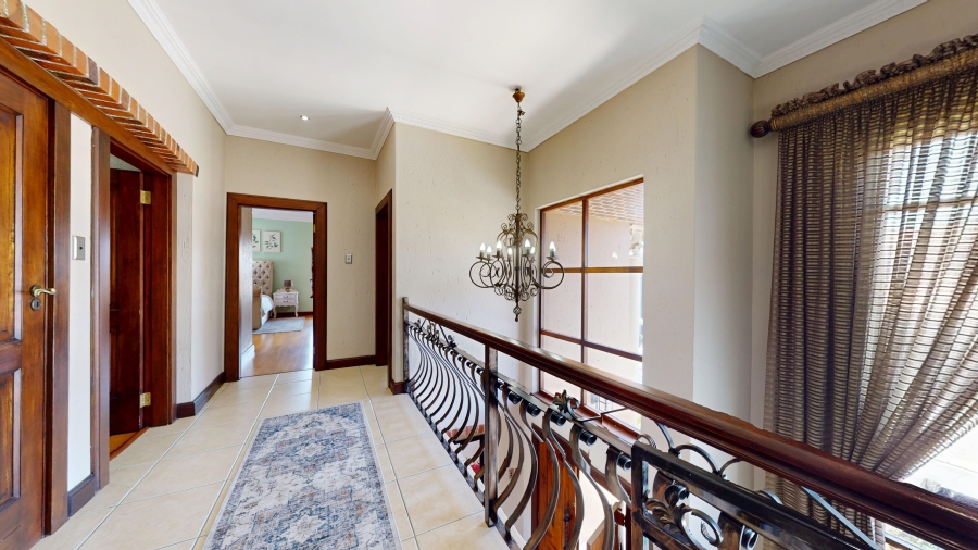 5 Bedroom Property for Sale in Beyers Park Gauteng