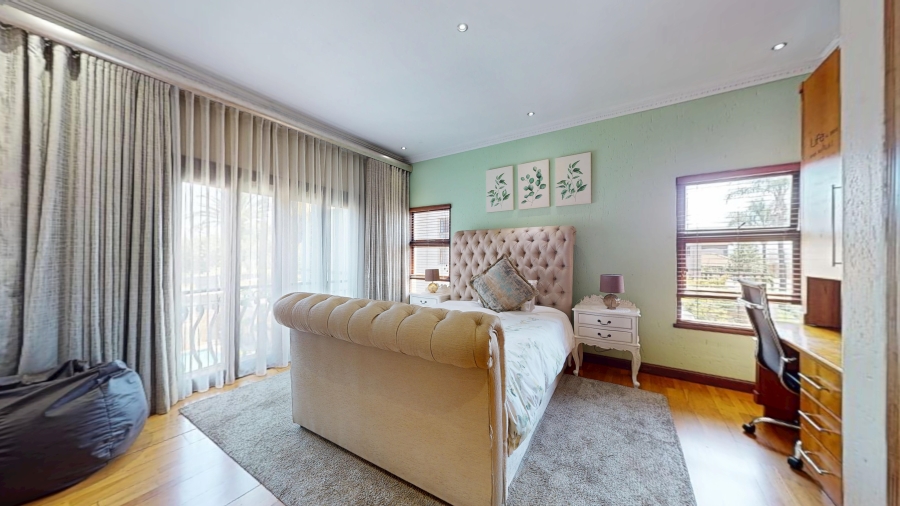 5 Bedroom Property for Sale in Beyers Park Gauteng