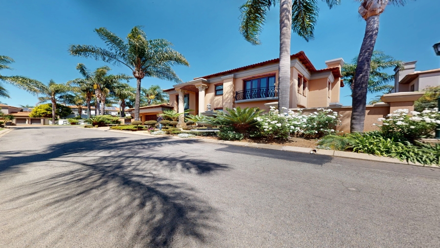 5 Bedroom Property for Sale in Beyers Park Gauteng