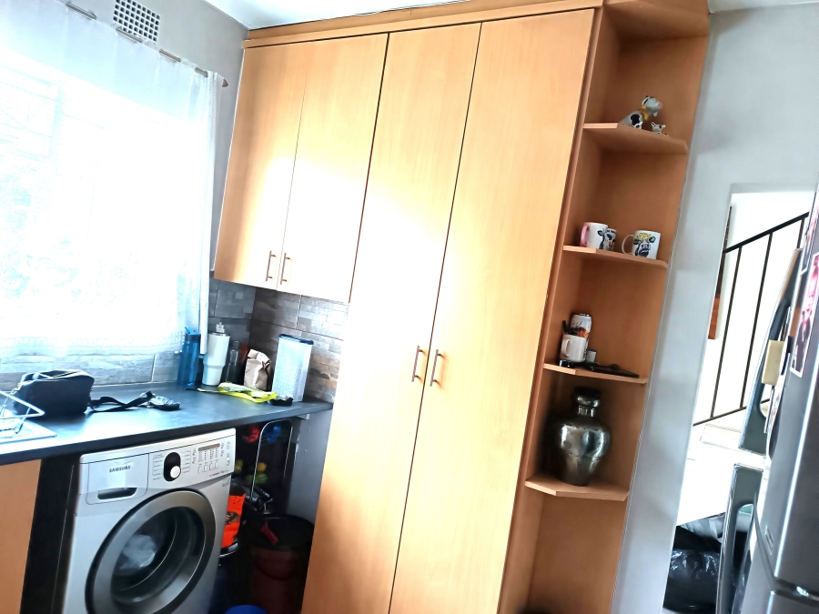 2 Bedroom Property for Sale in East Geduld Gauteng