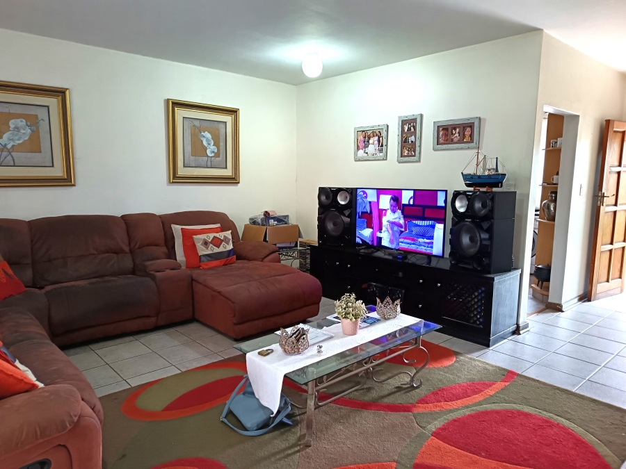 2 Bedroom Property for Sale in East Geduld Gauteng