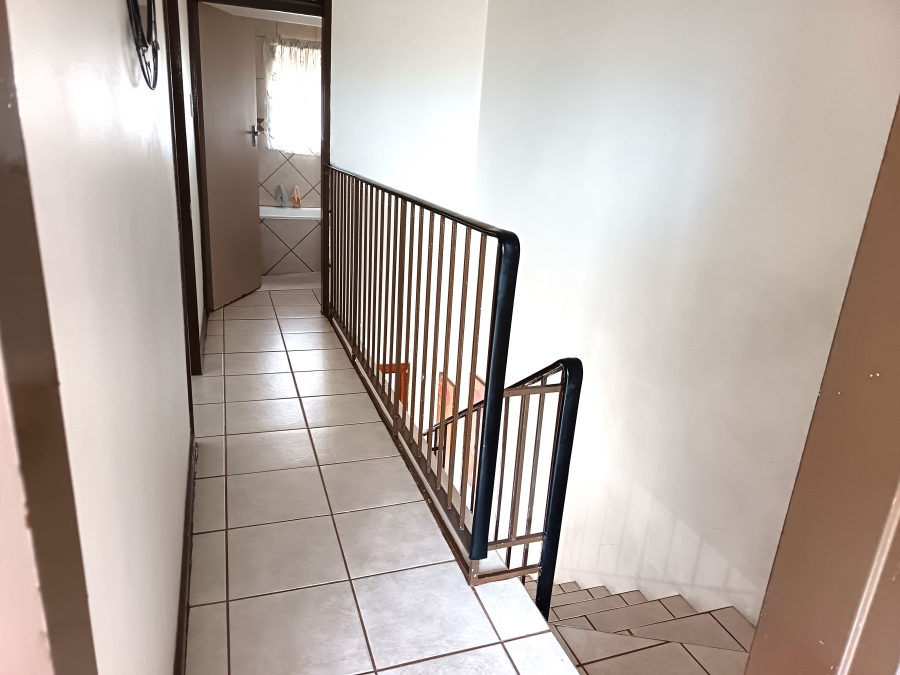 2 Bedroom Property for Sale in East Geduld Gauteng