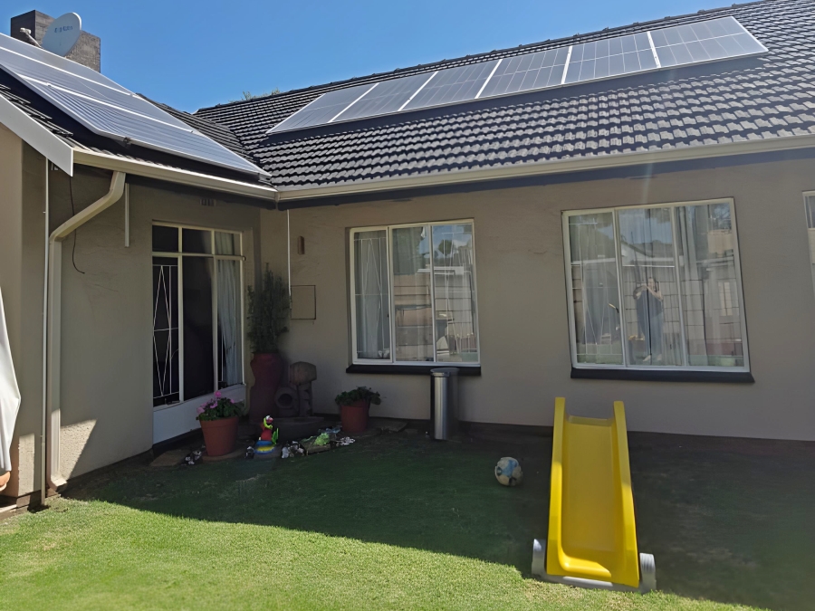 3 Bedroom Property for Sale in The Stewards Gauteng