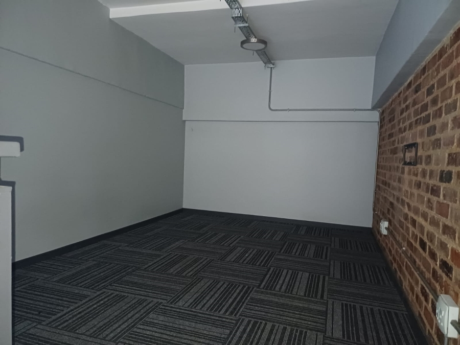 To Let 2 Bedroom Property for Rent in Braamfontein Gauteng