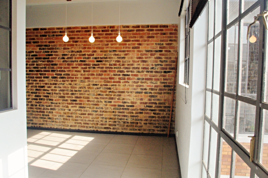 To Let 1 Bedroom Property for Rent in Braamfontein Gauteng