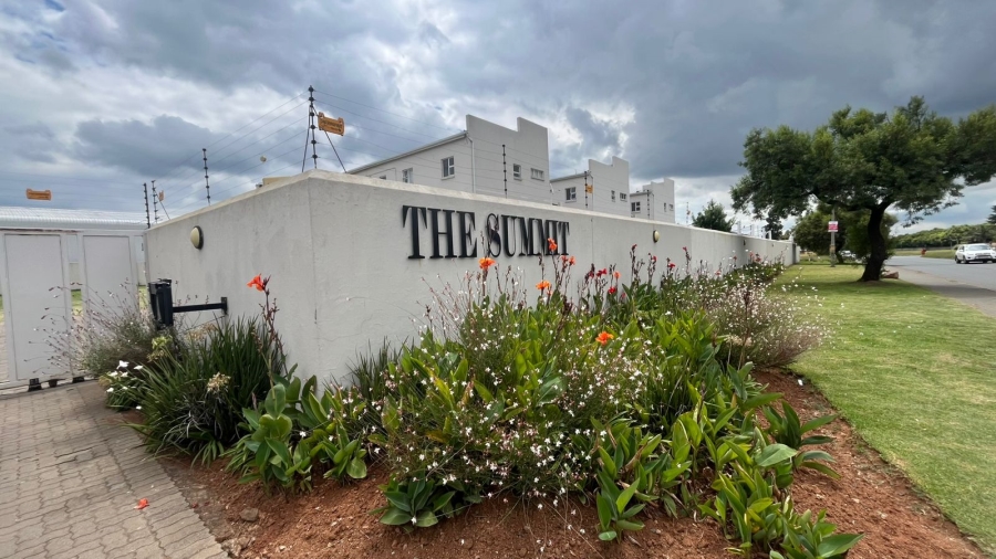 2 Bedroom Property for Sale in Mayberry Park Gauteng