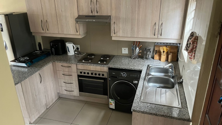 2 Bedroom Property for Sale in Mayberry Park Gauteng