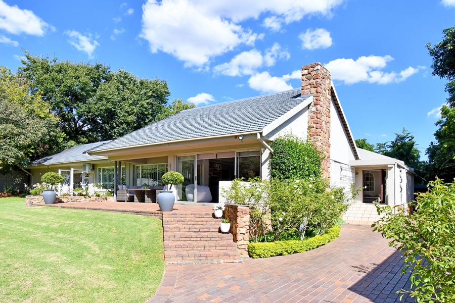 4 Bedroom Property for Sale in Savoy Estate Gauteng