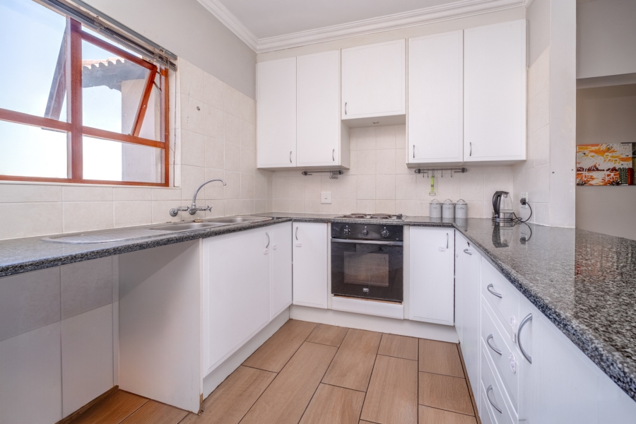 2 Bedroom Property for Sale in Bryanston Gauteng